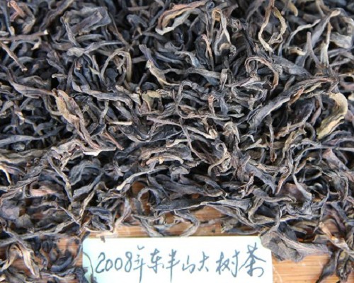 品鉴2008年东半山大树散茶